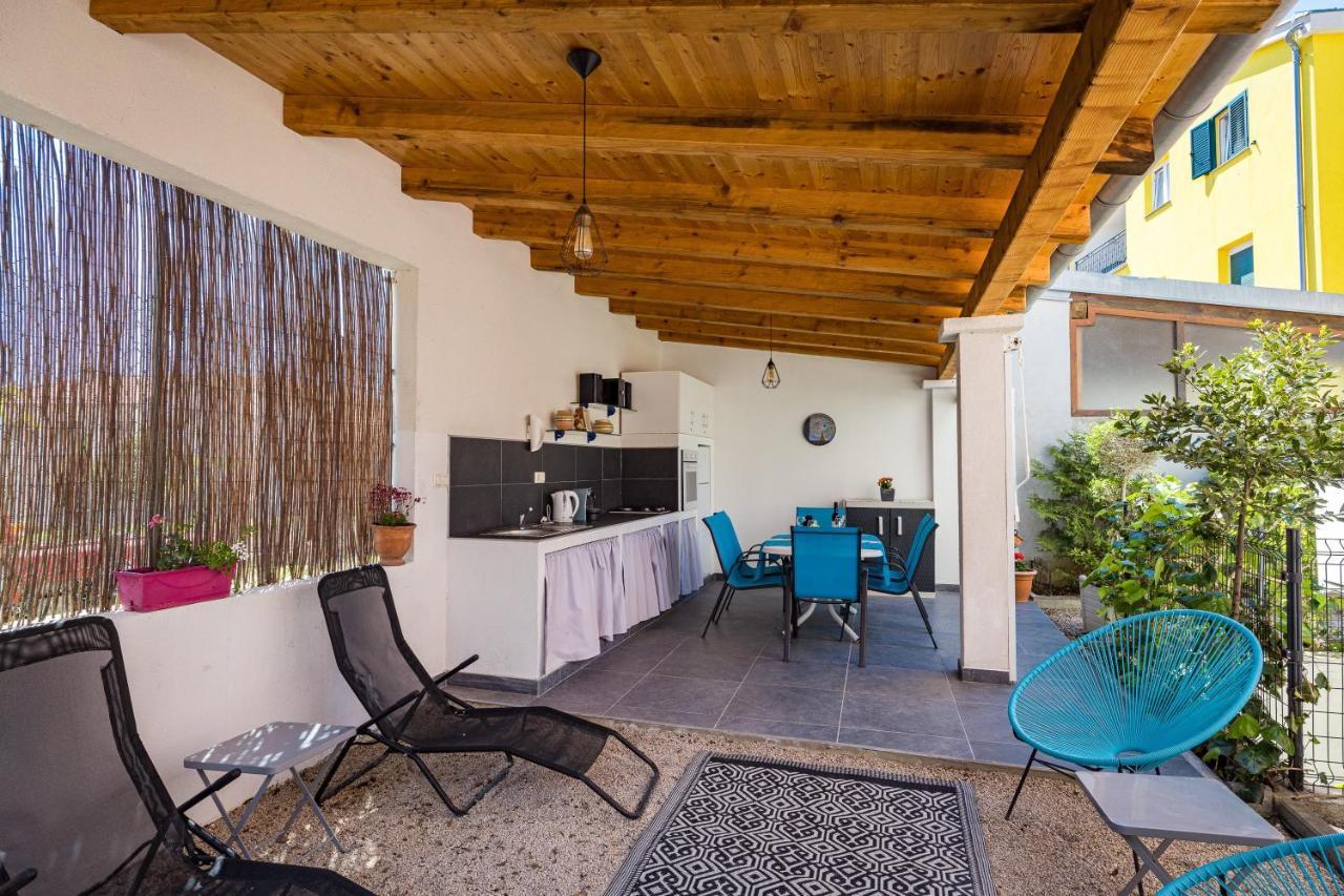 Bluemare Apartment