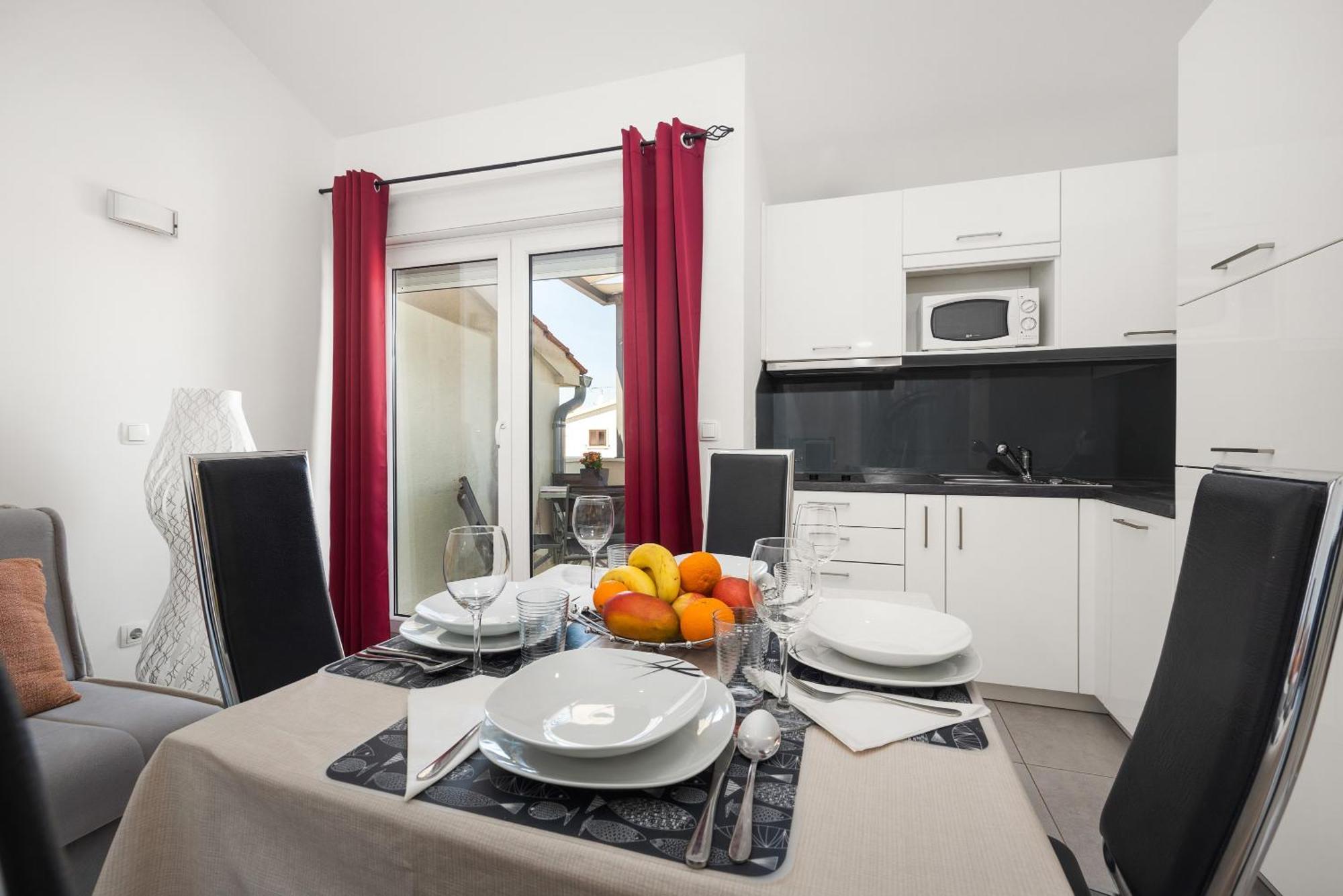 Bluemare Apartment Pakostane